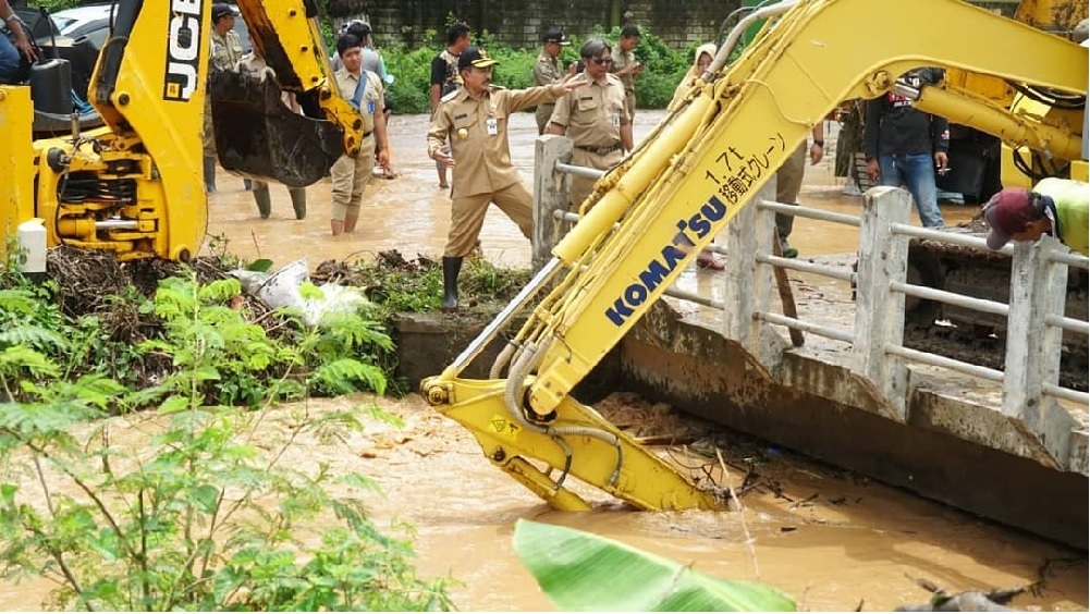 tinjau_banjir21.jpg