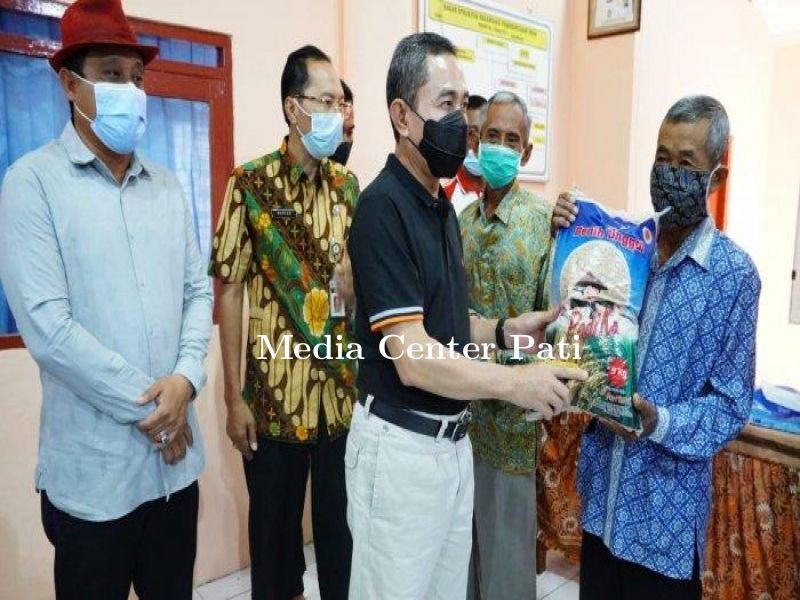 BUPATI AJAK PETANI UNTUK TETAP SEMANGAT
