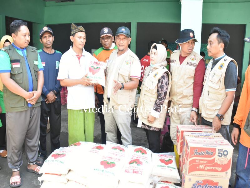 Sejumlah Dapur Umum Terima Bantuan 1 Ton Beras