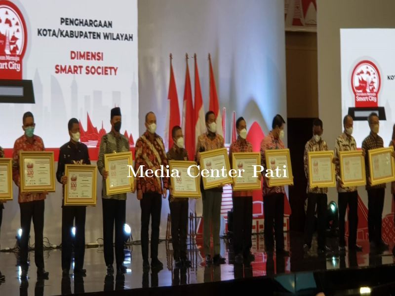 Lewat Aplikasi Pati Santun Raih Penghargaan Smart City Dimensi Smart Society