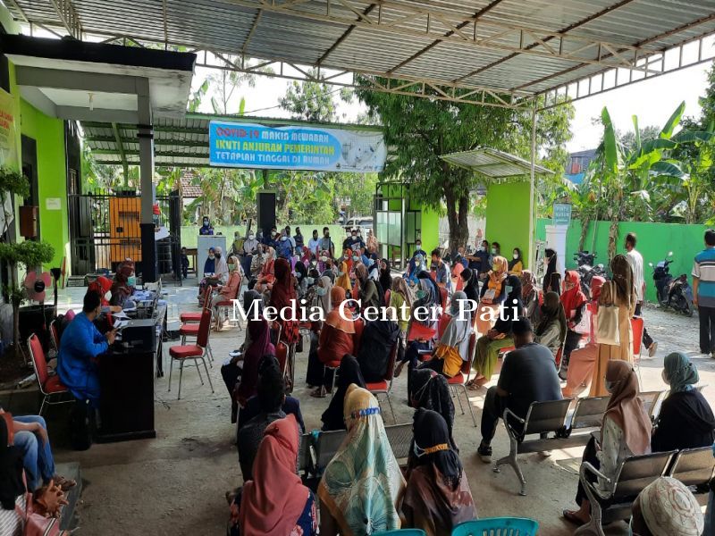 vaksinasi_covid_19.jpg