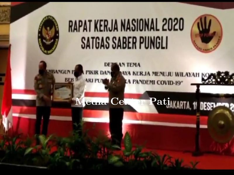 DPMPTSP  RAIH  JUARA PERTAMA LOMBA FILM PENDEK SABER PUNGLI