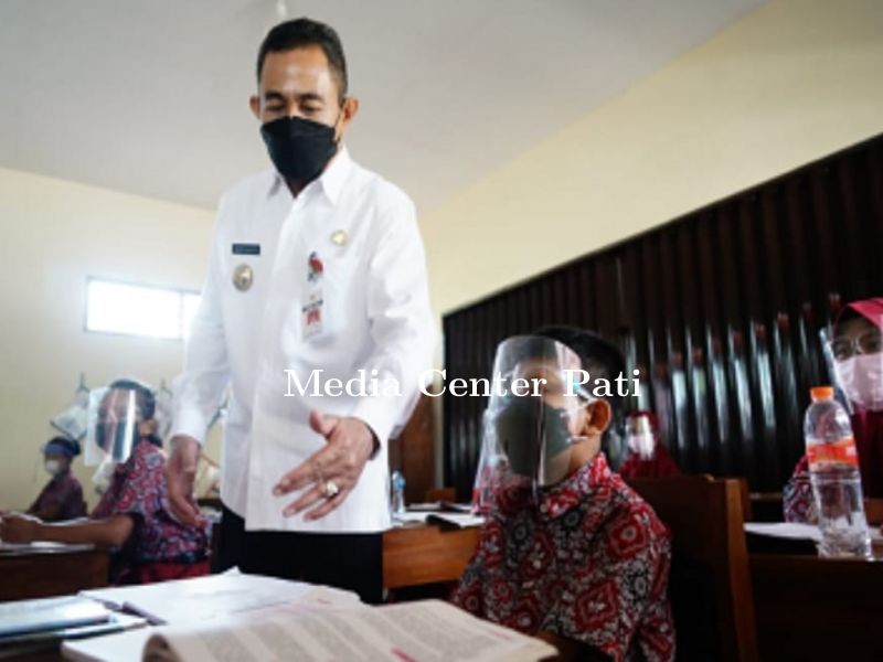 Uji Coba PTM, Bupati Pastikan Prokes Benar-Benar Dijalankan