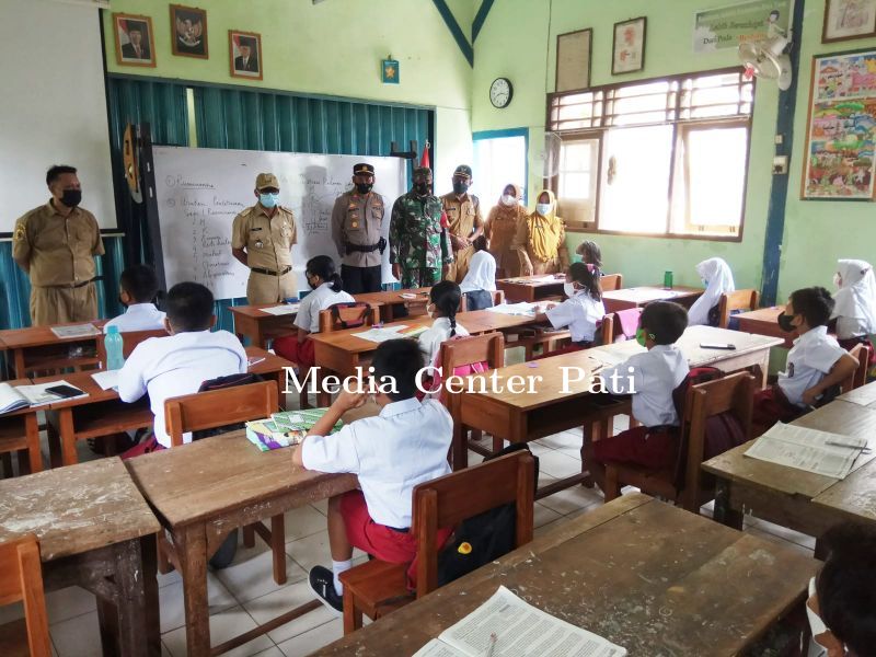 FORKOPIMCAM TLOGOWUNGU MONITORING UJI COBA PTM