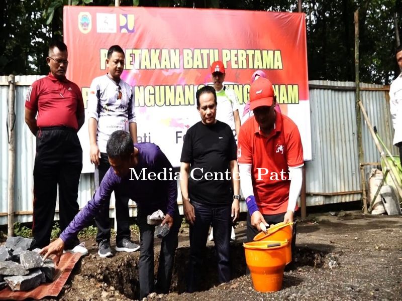 Jelang Porprov 2023, Henggar Resmikan Hall Senam