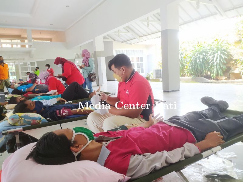 Donor Darah Wujud Kepedulian Anggota KORPRI