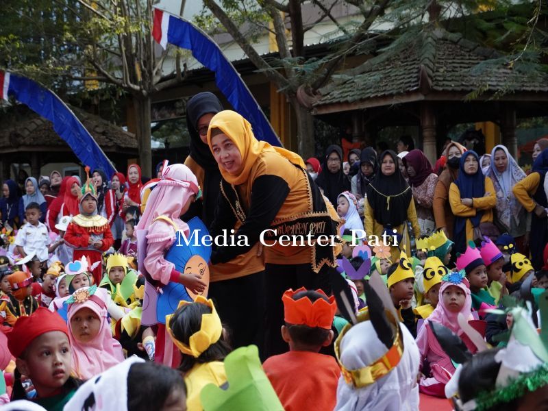 Tegaskan Dukungan Perkembangan Anak Usia Dini, Pemkab Apresiasi Gebyar PAUD