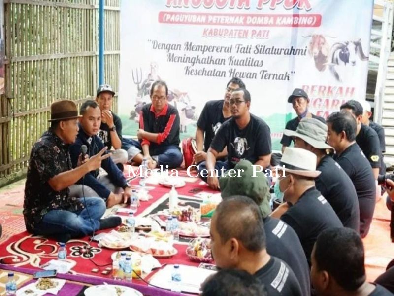 Halal Bi Halal Paguyuban Ternak, Wabup Safin: Tidak Ada Ilmu Peternakan yang Tidak Bermanfaat