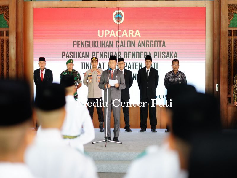 Dikukuhkan Sekda Pati, Paskibraka 2024 Siap Kibarkan Sang Merah Putih