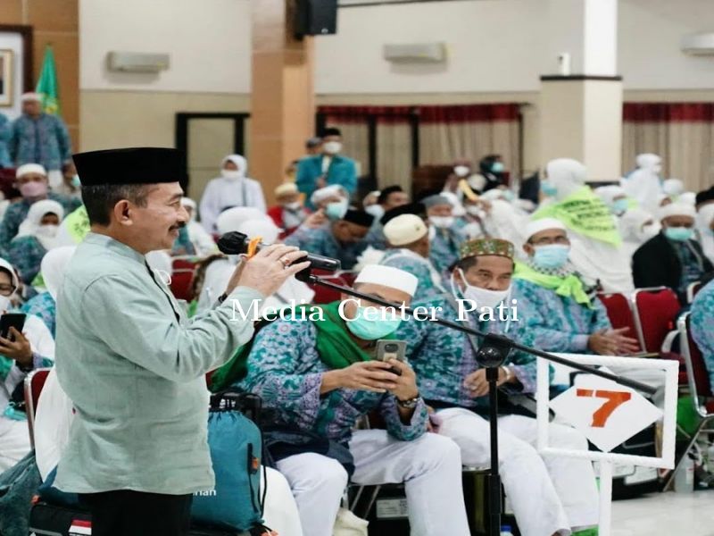 Kloter Pertama Asal Kabupaten Pati Tiba, Bupati Sambut Kedatangan Jemaah Haji di Donohudan