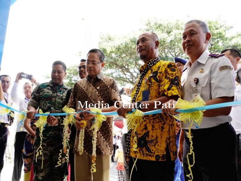 Hadiri Peresmian Kantor UPP Kelas III Juwana, Henggar Harapkan Pelayanan Masyarakat Semakin Baik